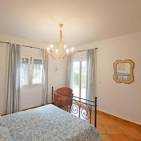 Hermosa Villa